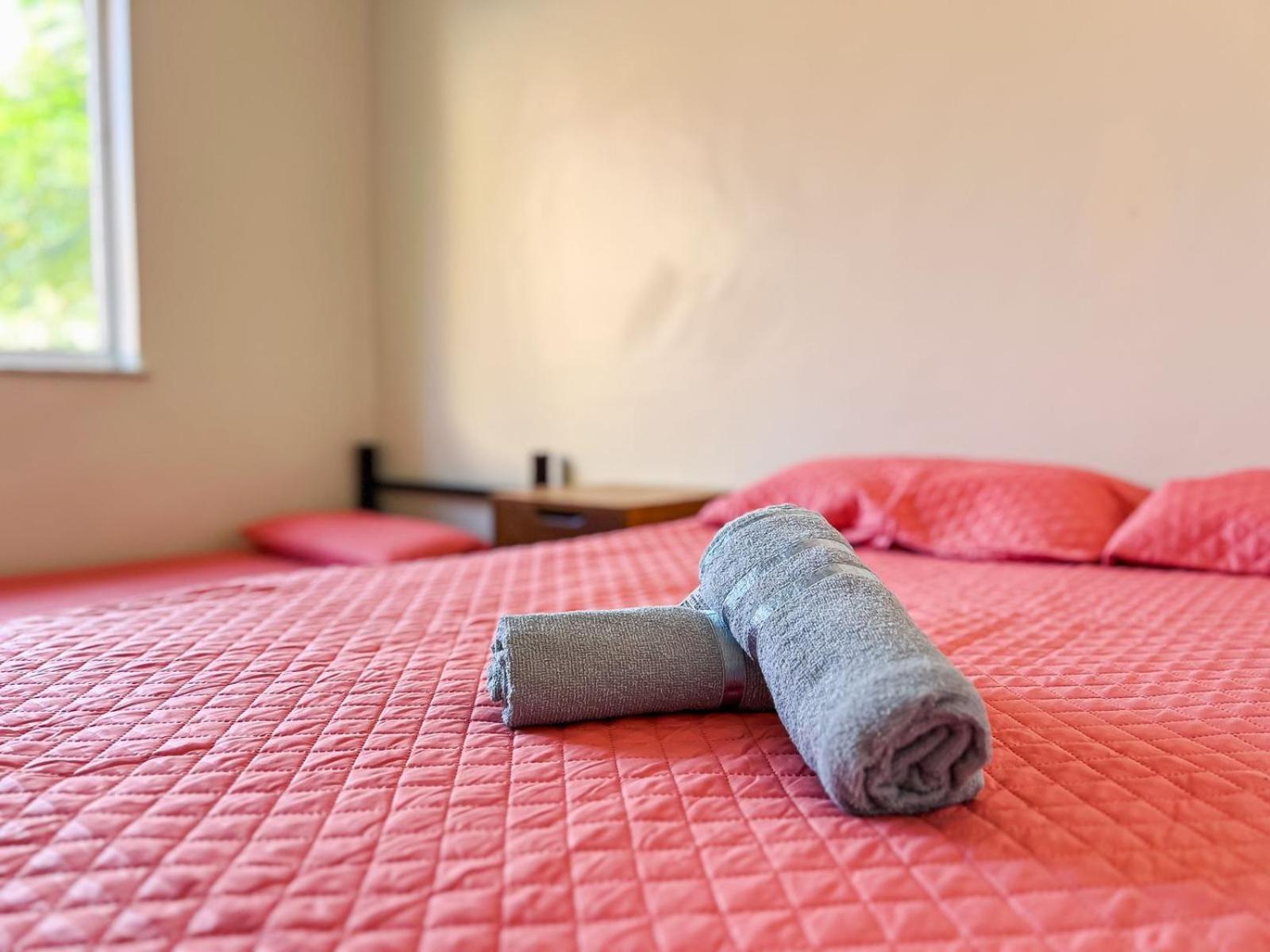 Apartamento Na Praia Do Forte - Poucos Passos Do Mar 카보프리우 외부 사진